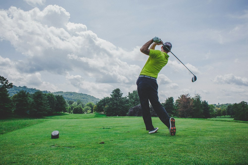 Golf – putta i hål